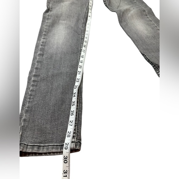 Levi’s 510 Men’s or Boys 28X32 Grey Distressed Wash - Picture 4 of 8